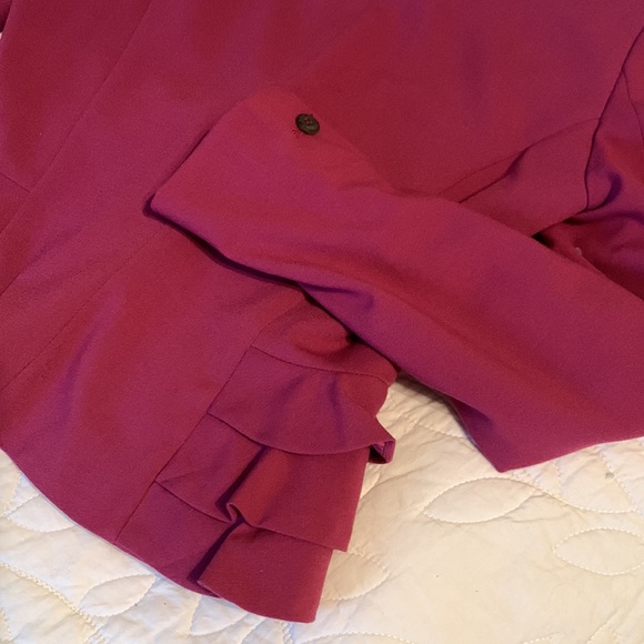 H&M Jacket 🧥 - Picture 6 of 8